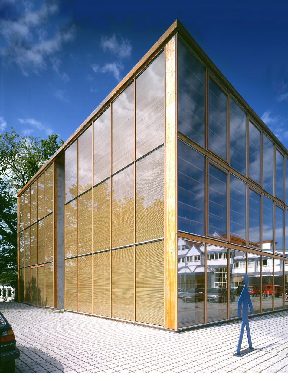Wiesbaden Fachhochschule, OKAWOOD glass and timber facade