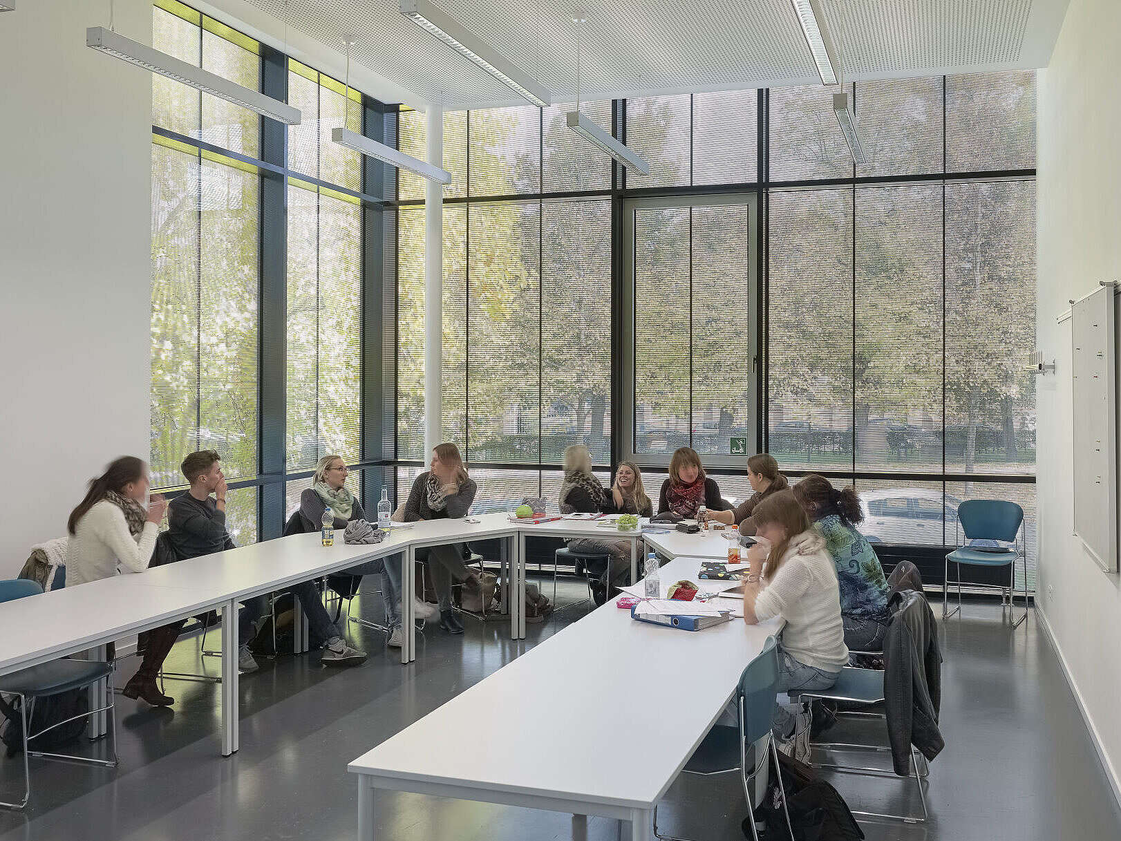 Seminar classroom with OKASOLAR F glazing, Ludwigsburg Germany