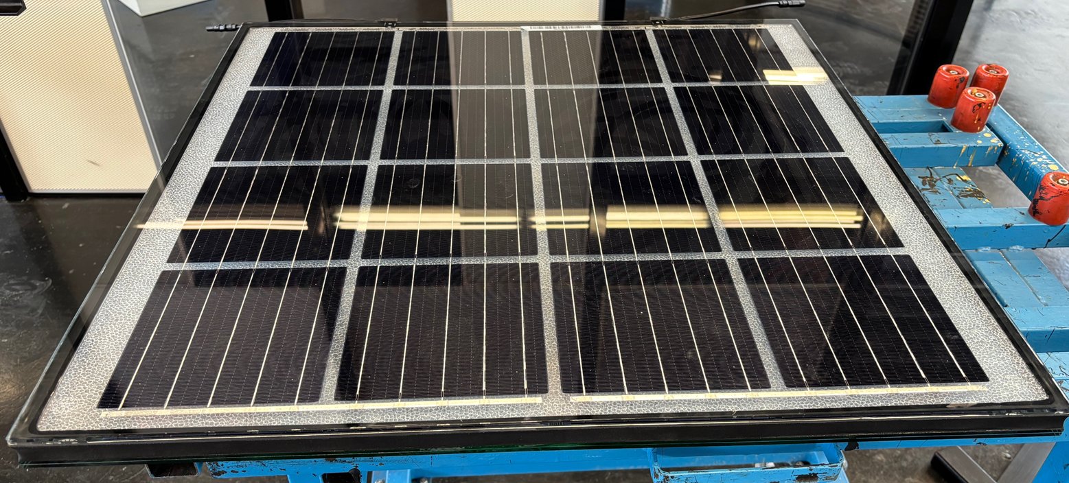 OKACELL panel, monocrystalline PV cells laminated between glass with OKALUX capillary slab in cavity
