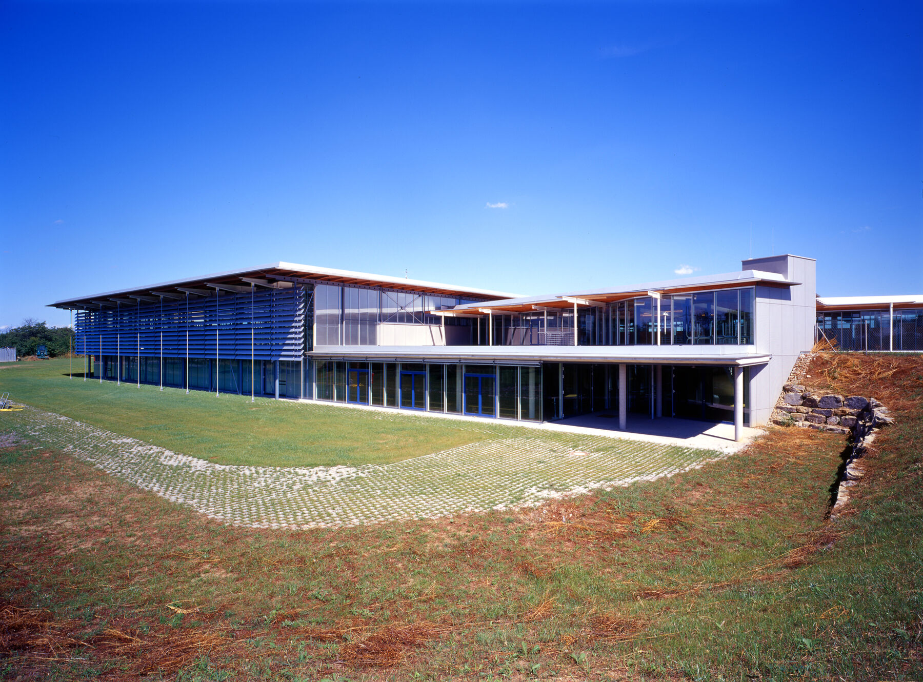 OKASOLAR 3D overhead glazing, Würzburg University sports hall, DE